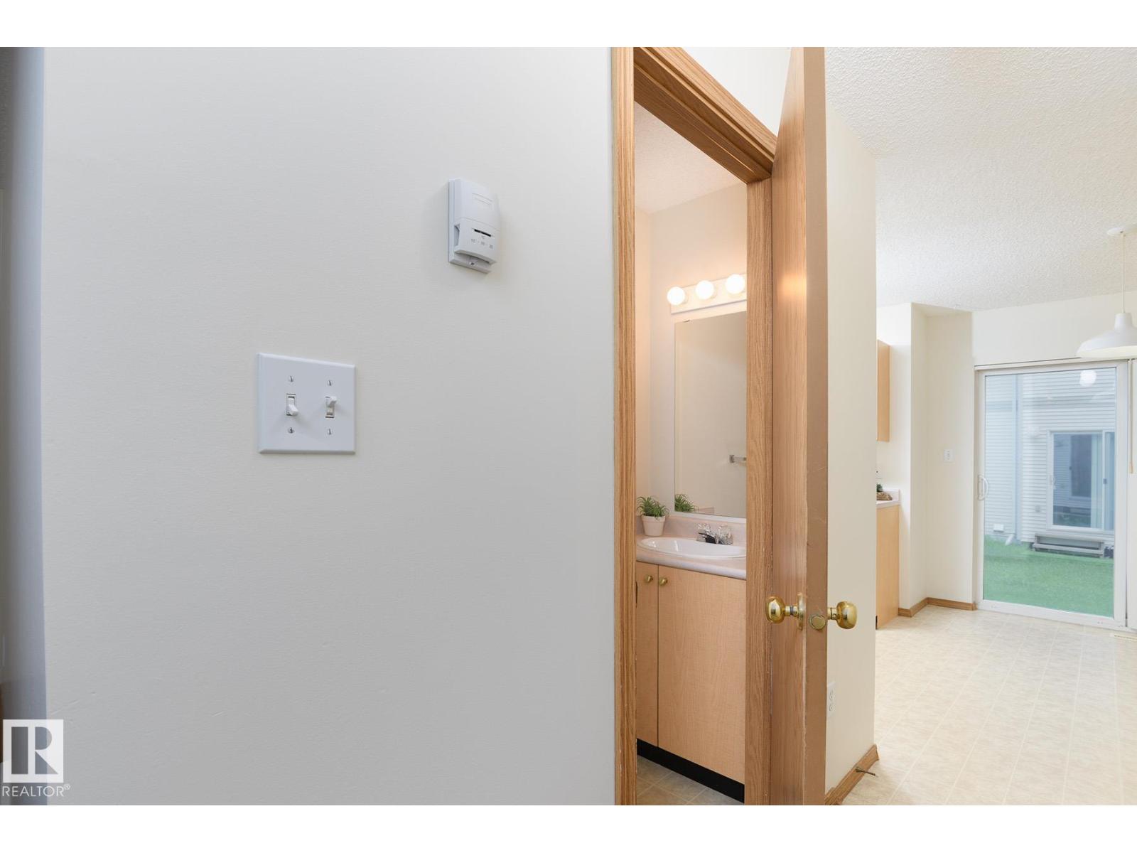 #403 610 KING ST - 7