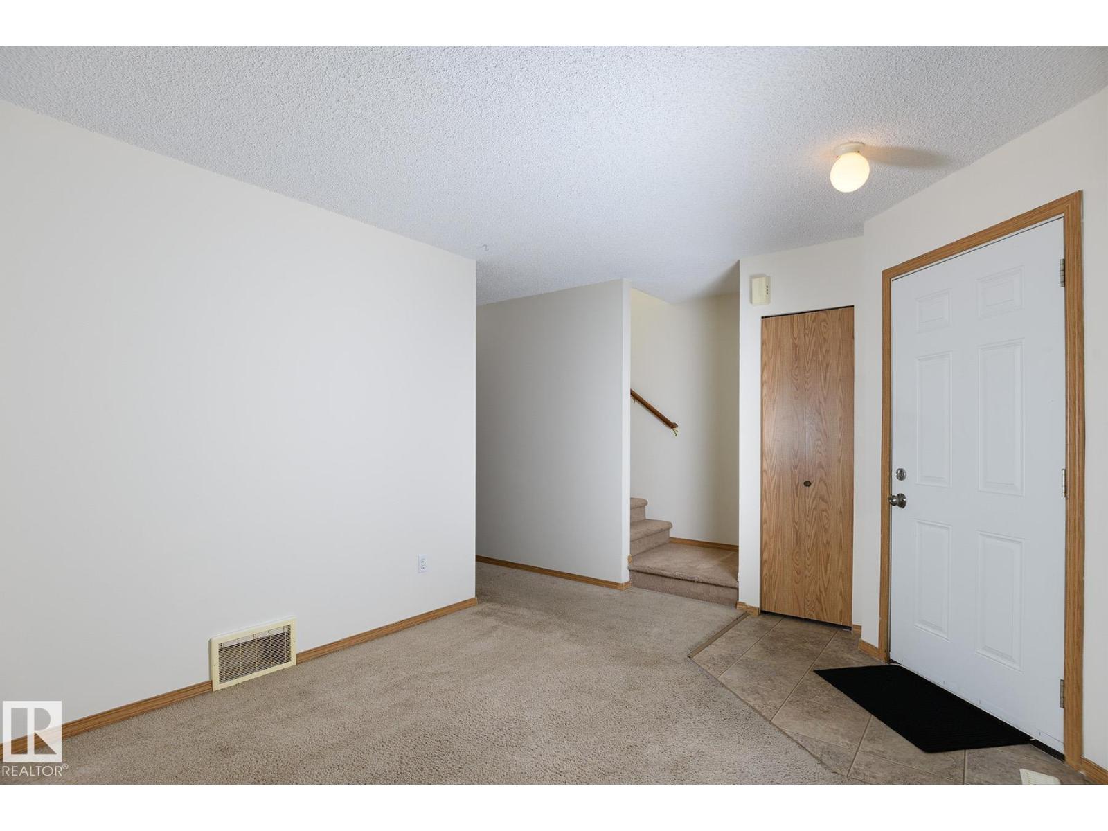 #403 610 KING ST - 5