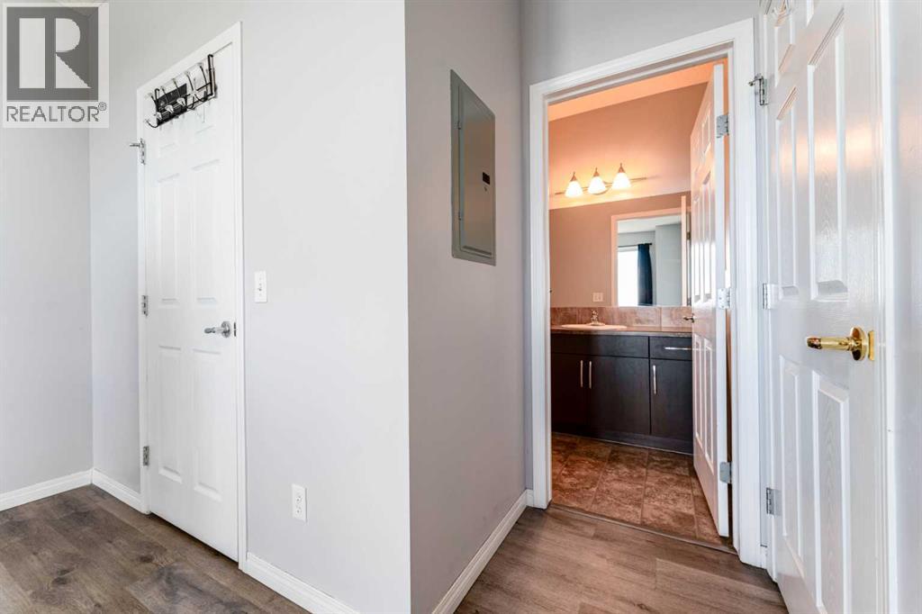 #425 1727 54 Street SE - 18