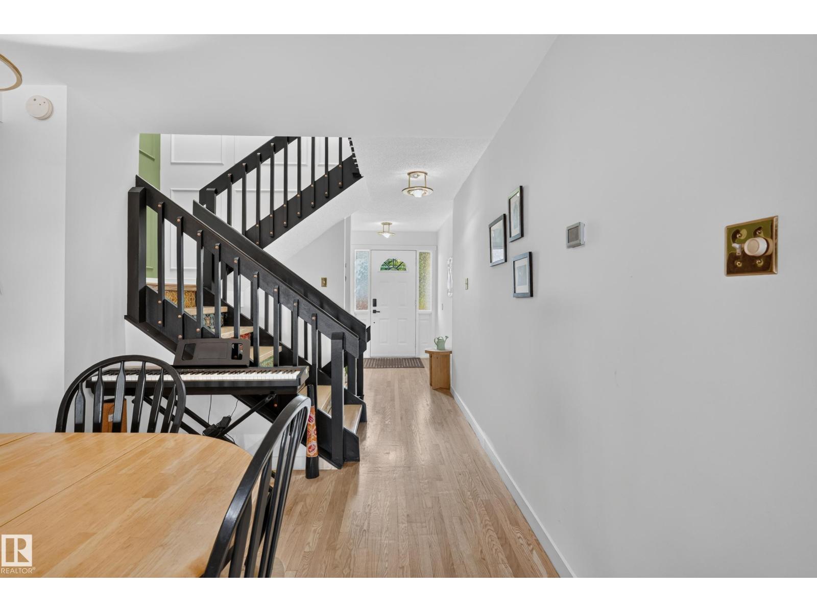6712 36A AV NW - 5
