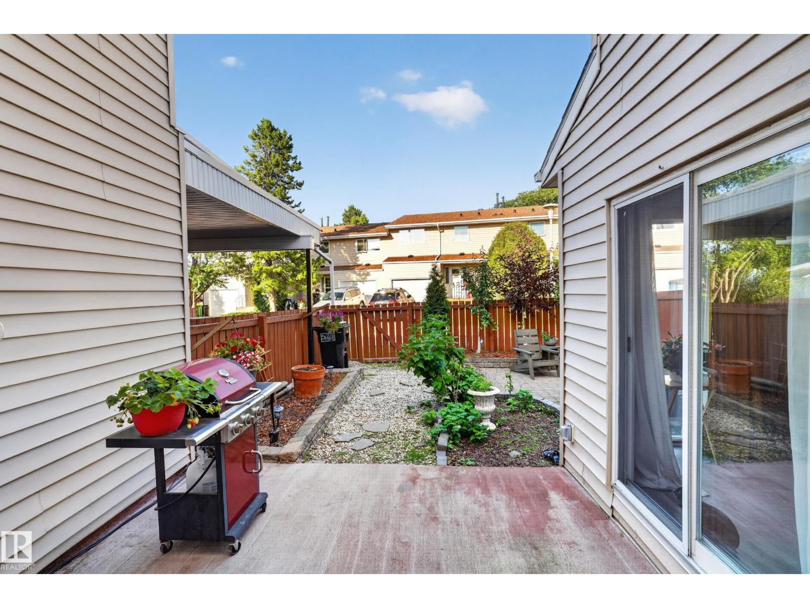 6712 36A AV NW - 45