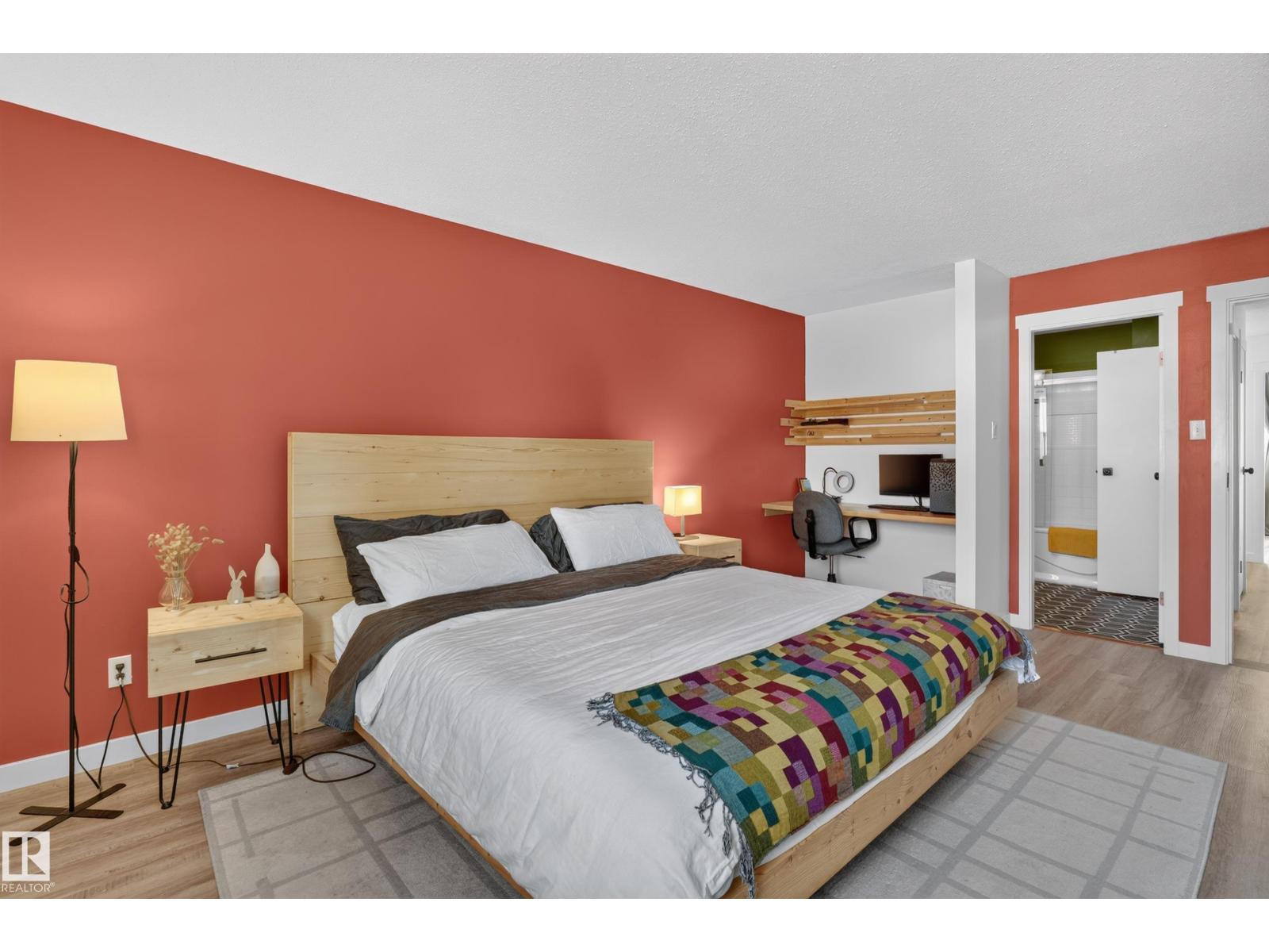 6712 36A AV NW - 25