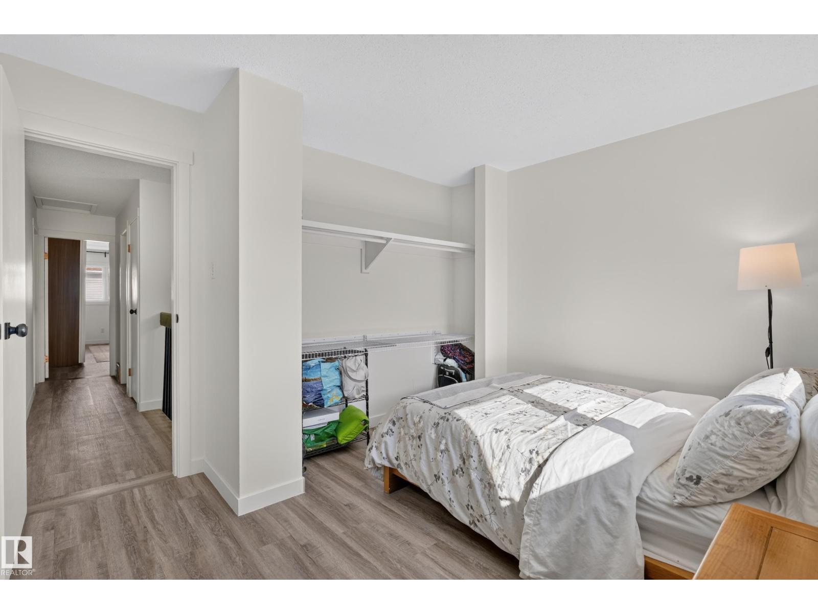 6712 36A AV NW - 34