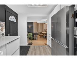 6712 36a Av Nw, Edmonton, AB T6K1S3 Photo 13