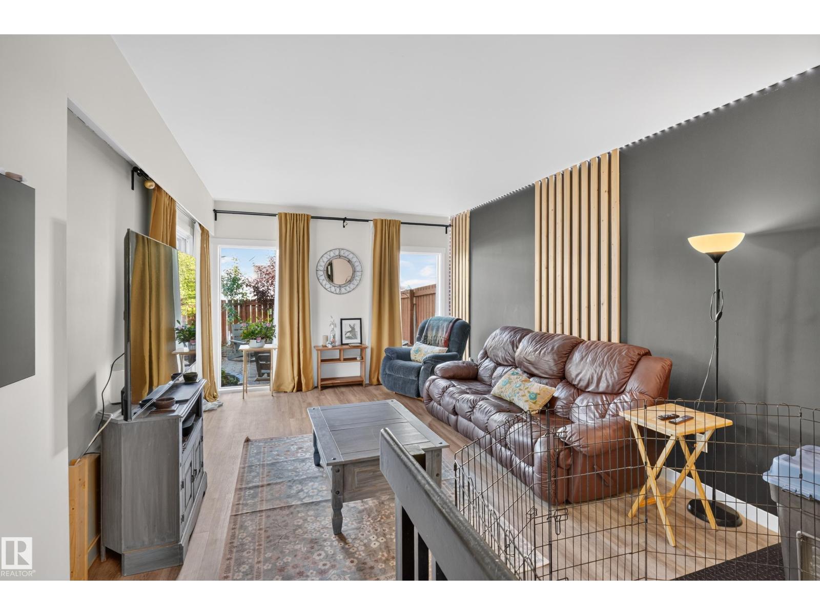 6712 36A AV NW - 7