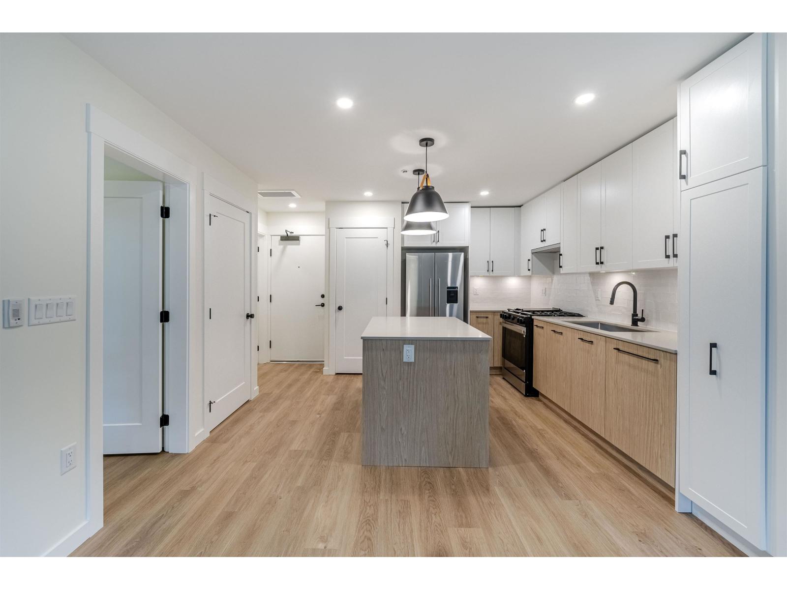 503 27249 ALDERGROVE TOWN CENTRE DRIVE, Langley