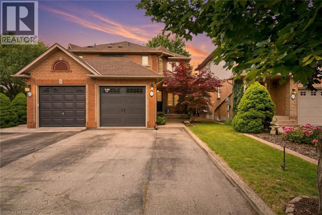 137 CHUDLEIGH Street - 1