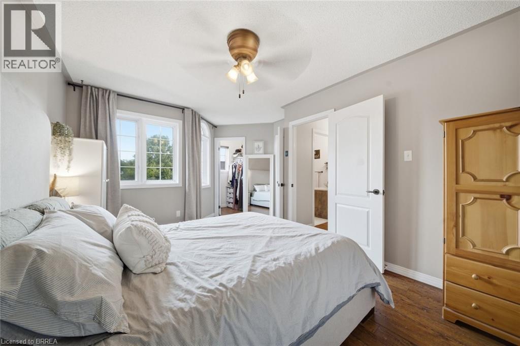 137 CHUDLEIGH Street - 27