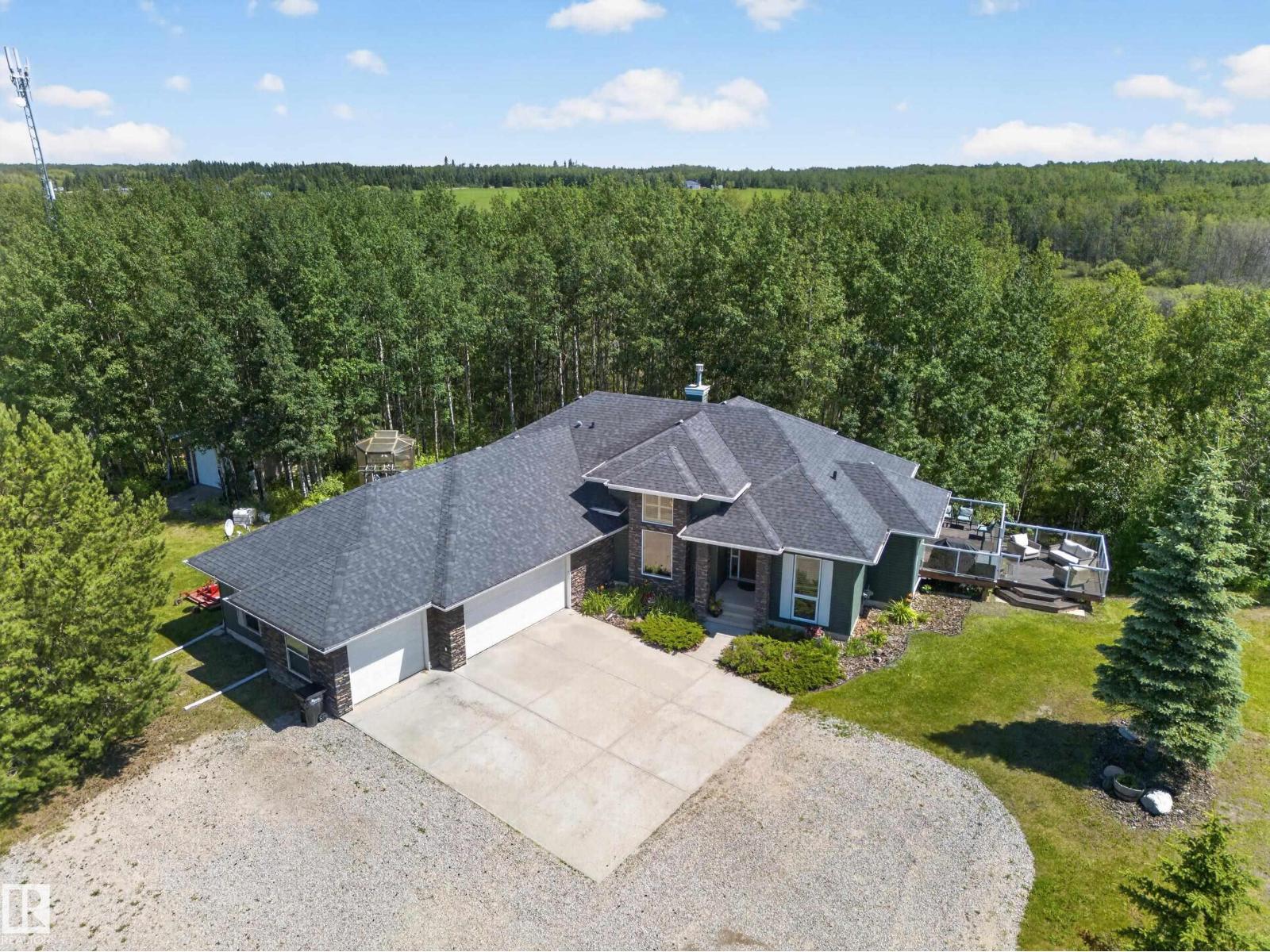 #229 52109 RGE ROAD 224 - 2