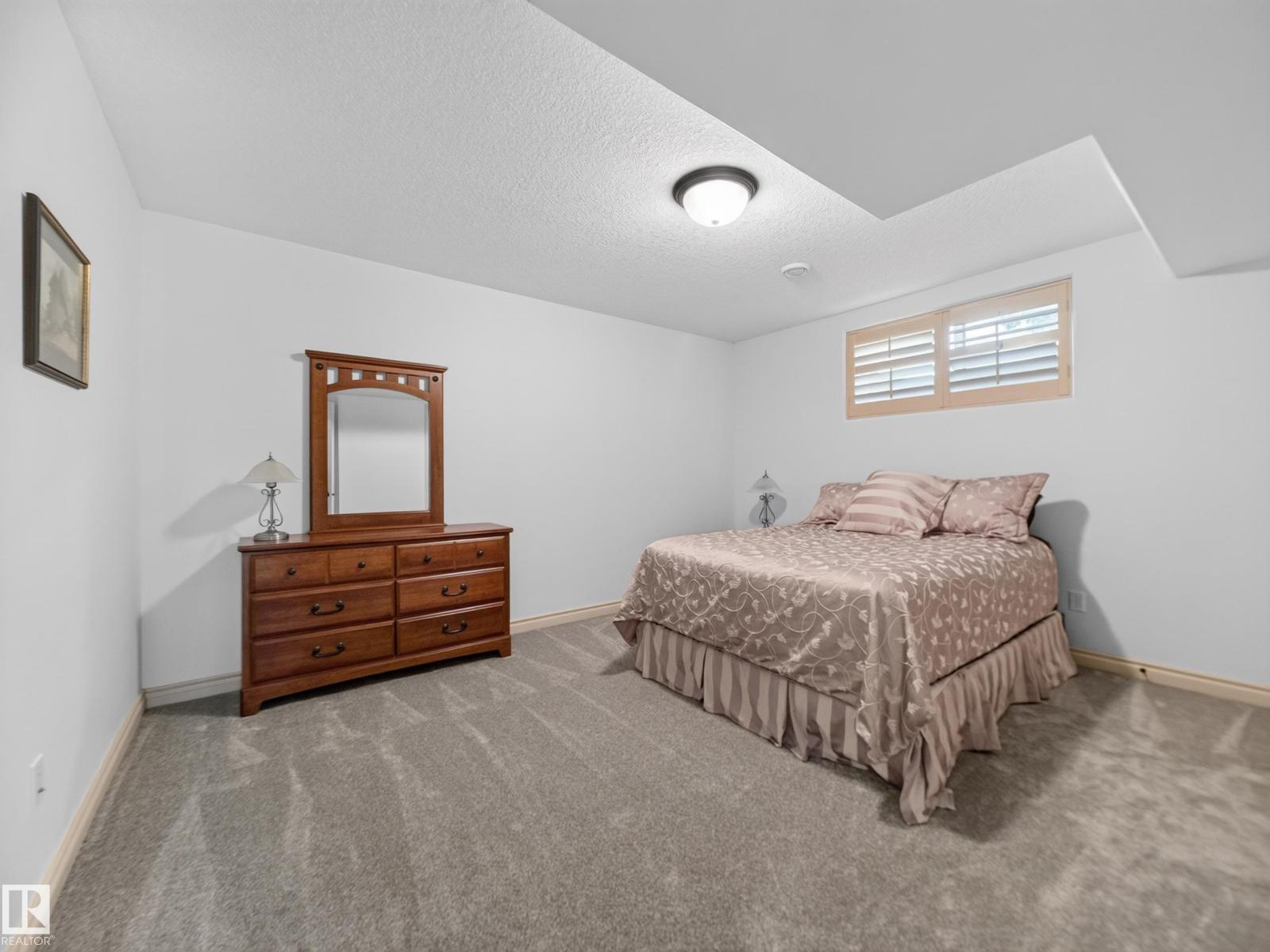 #229 52109 RGE ROAD 224 - 53