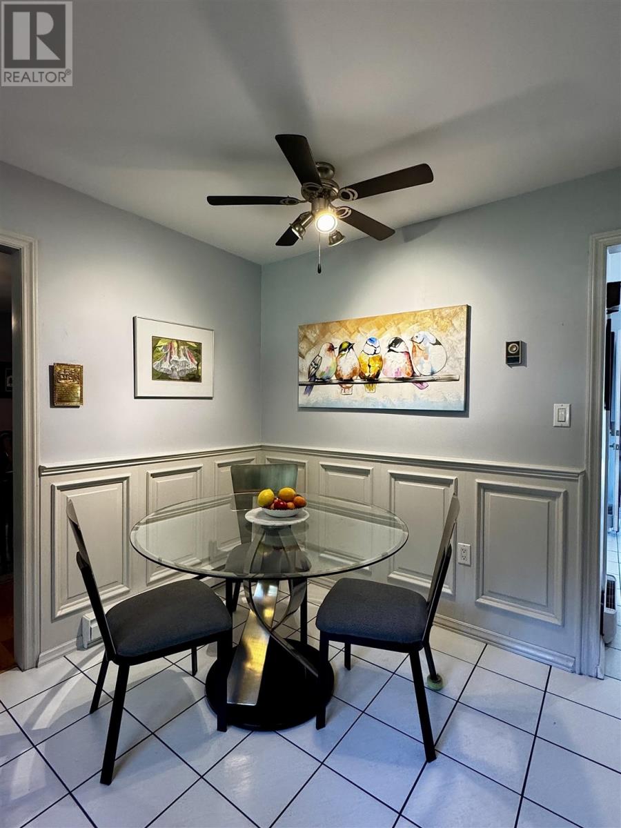 4 Silver Birch DR - 6