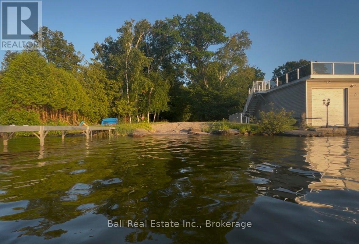 24 MAPLE RIDGE DRIVE - 43
