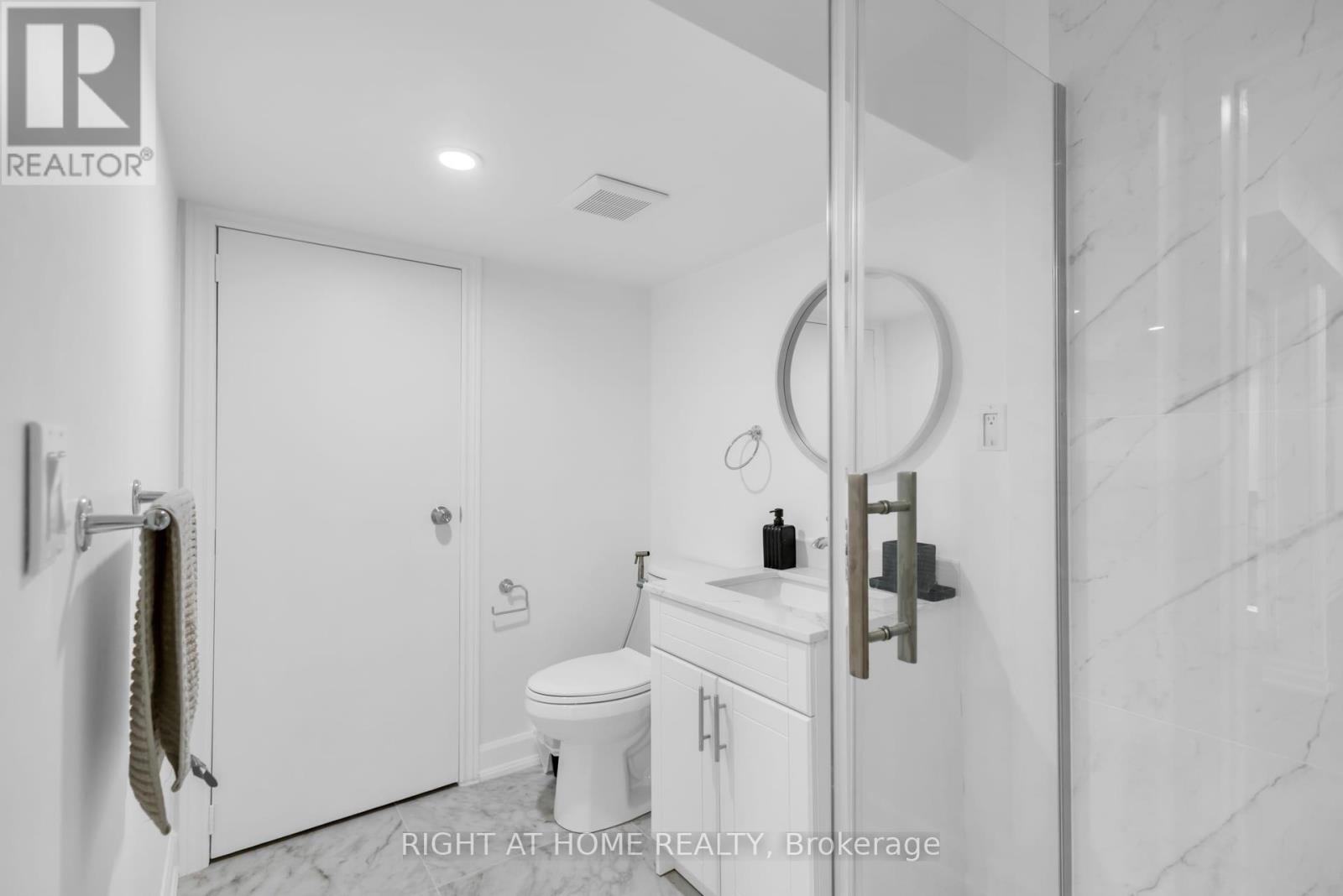 4345 ROMFIELD CRESCENT - 26