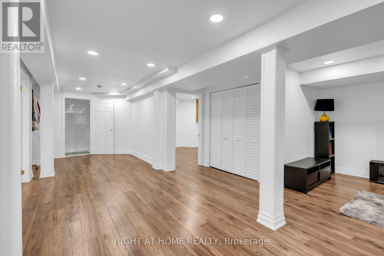 4345 ROMFIELD CRESCENT - 23