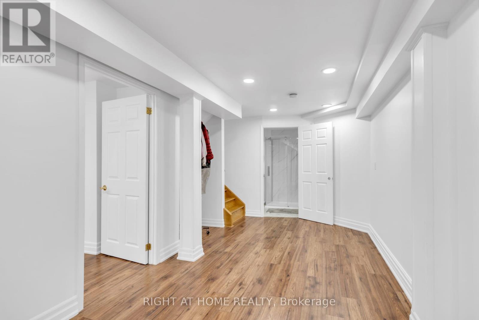 4345 ROMFIELD CRESCENT - 20