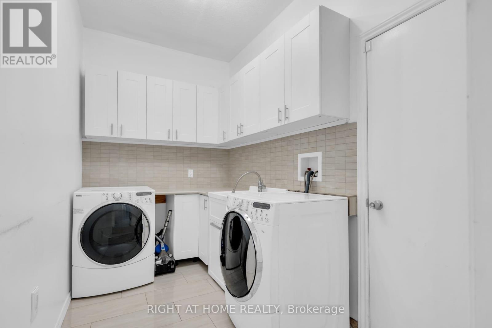 4345 ROMFIELD CRESCENT - 28