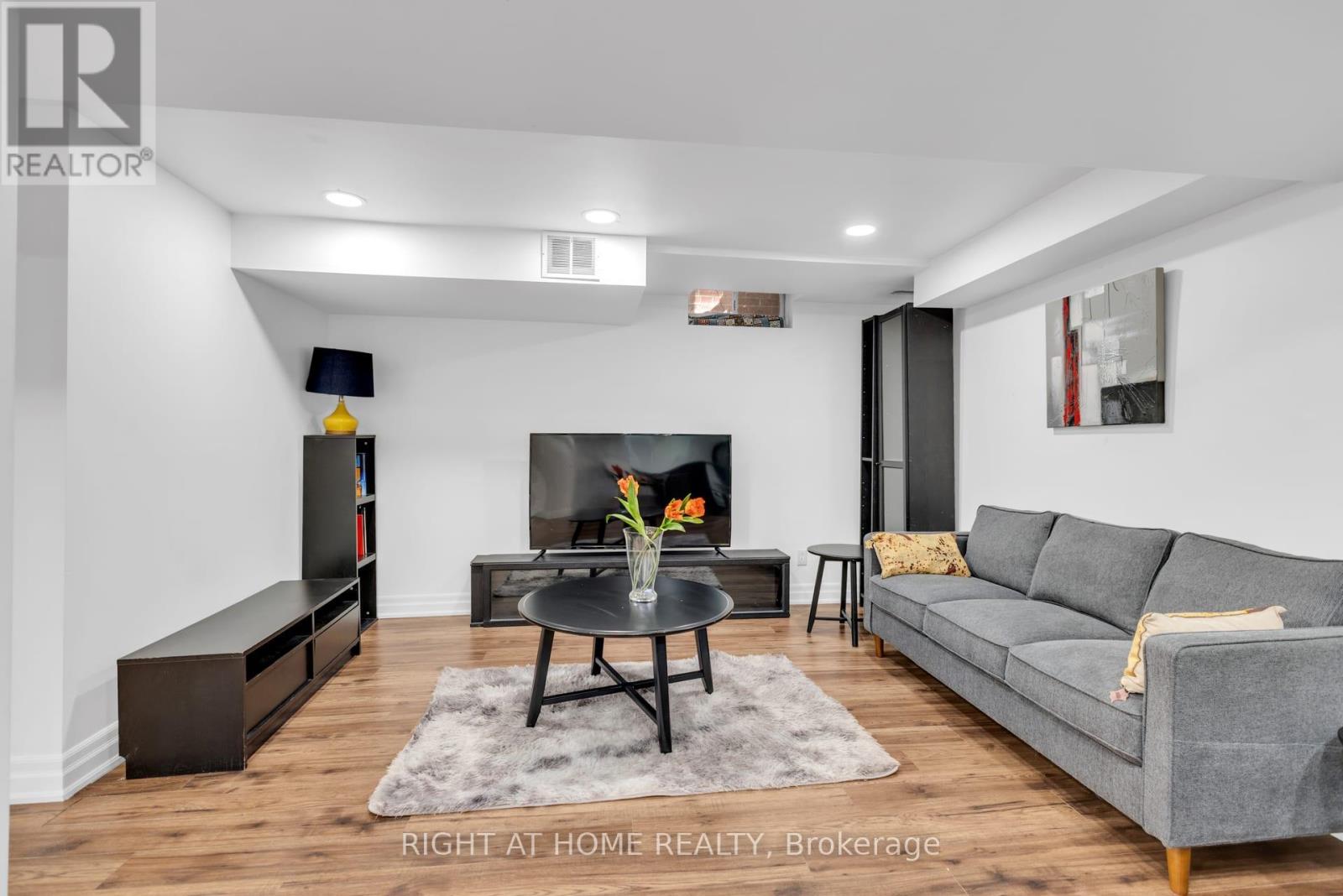 4345 ROMFIELD CRESCENT - 21