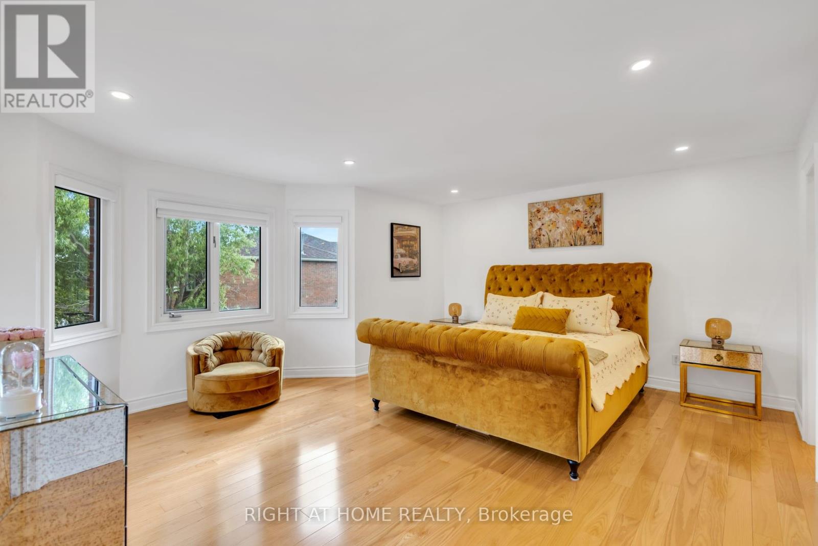 4345 ROMFIELD CRESCENT - 14