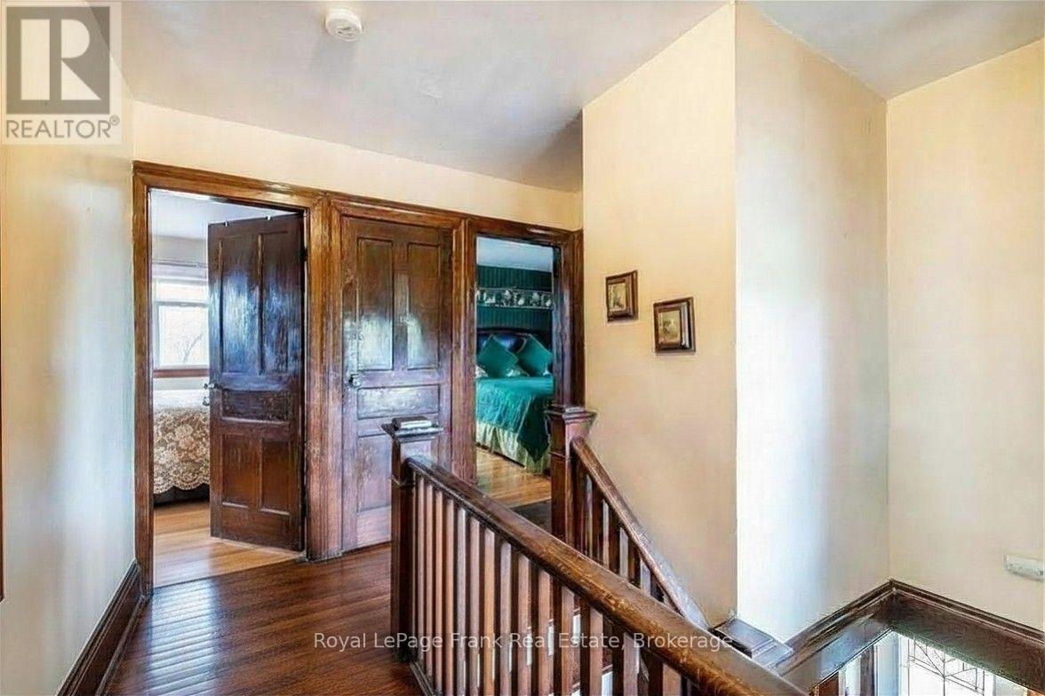 3 SUMMIT DRIVE - 18