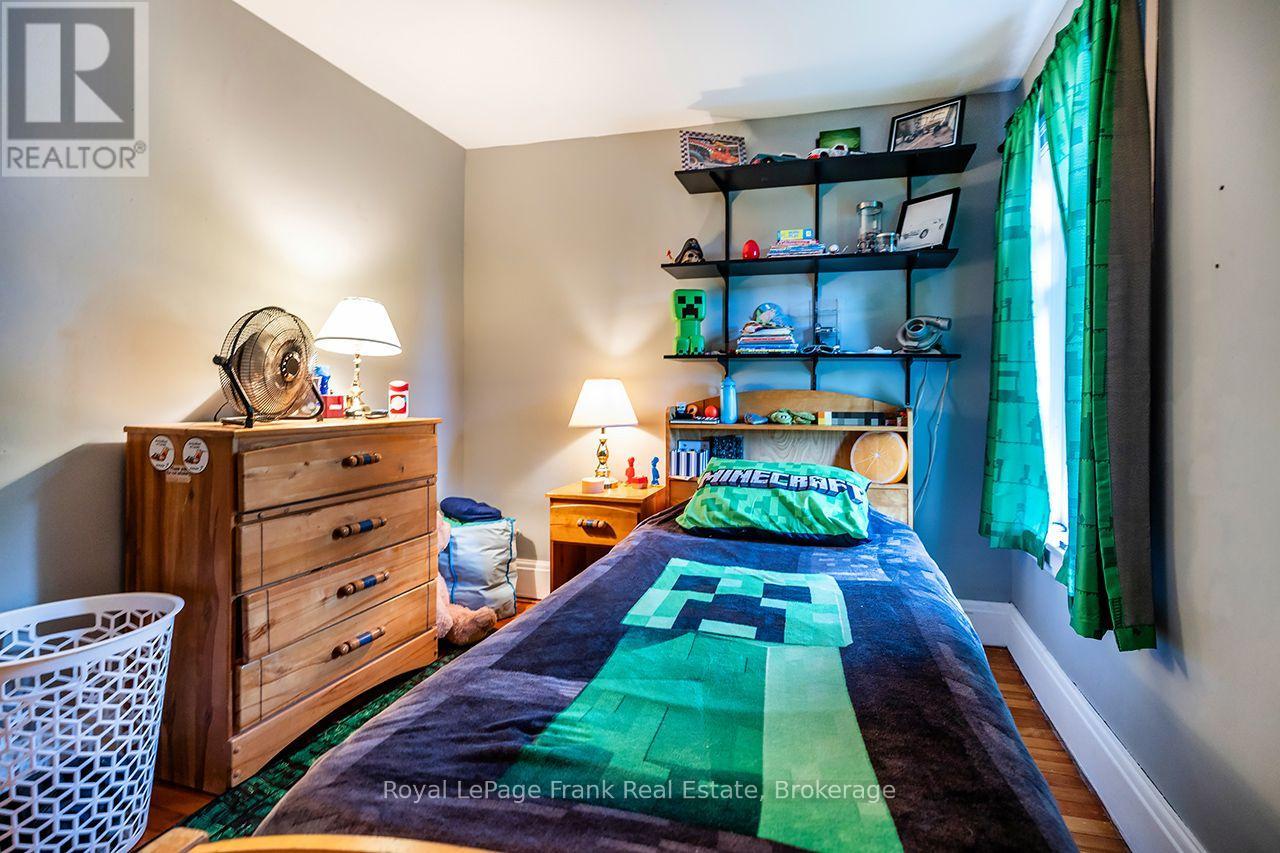 3 SUMMIT DRIVE - 22