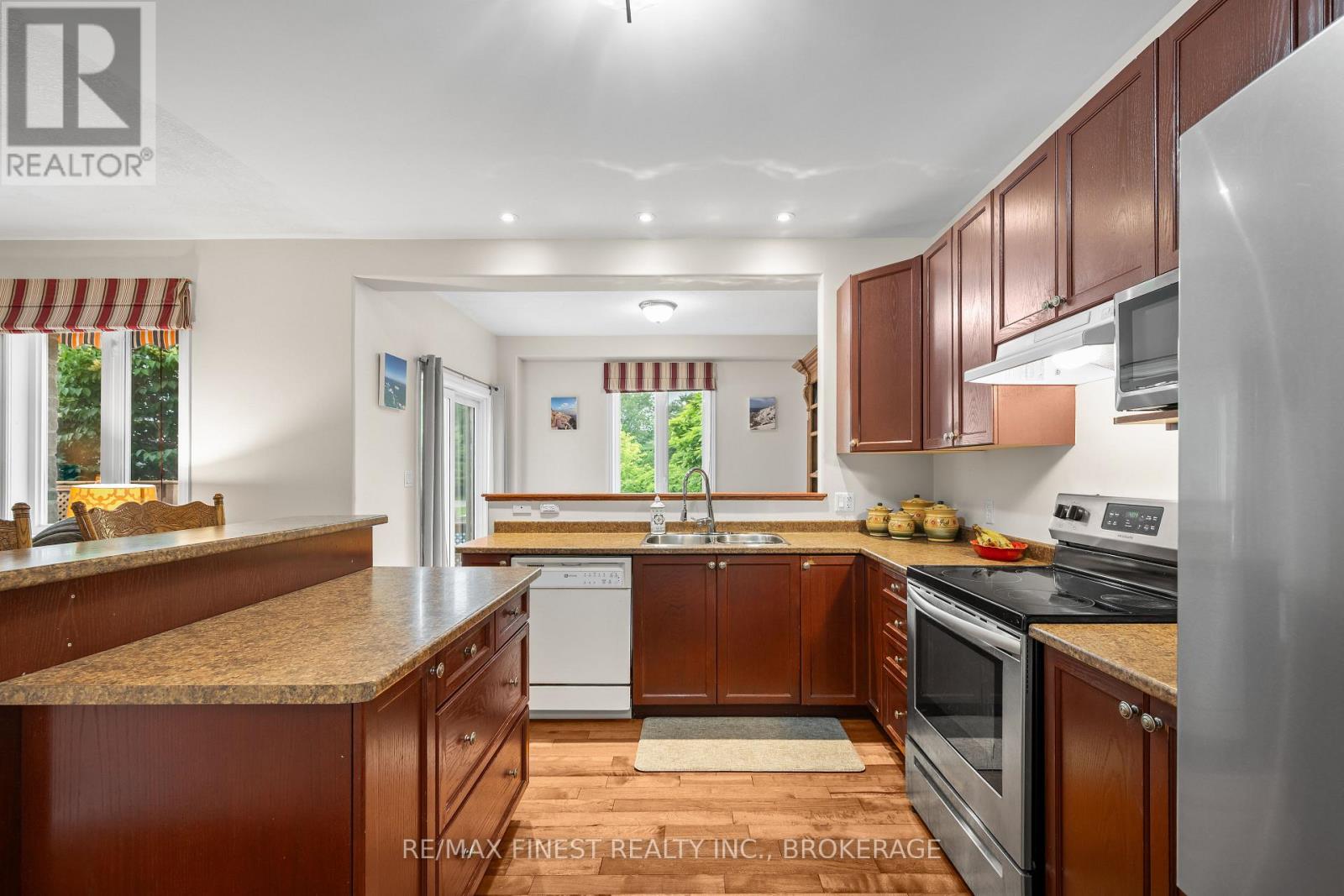 106 MACDOUGALL DRIVE - 10