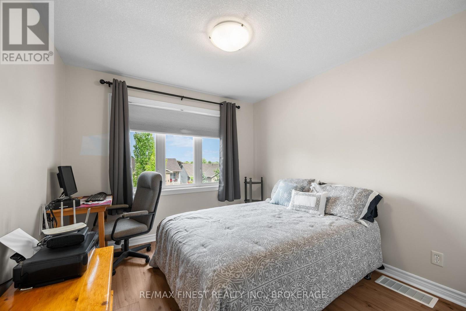 106 MACDOUGALL DRIVE - 18