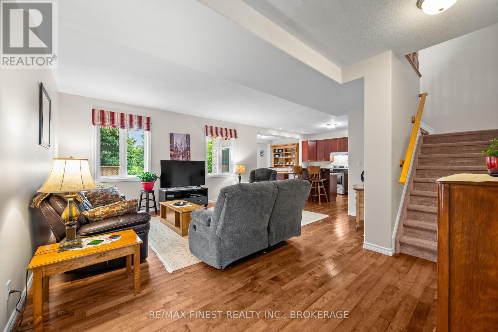 106 MACDOUGALL DRIVE - 7