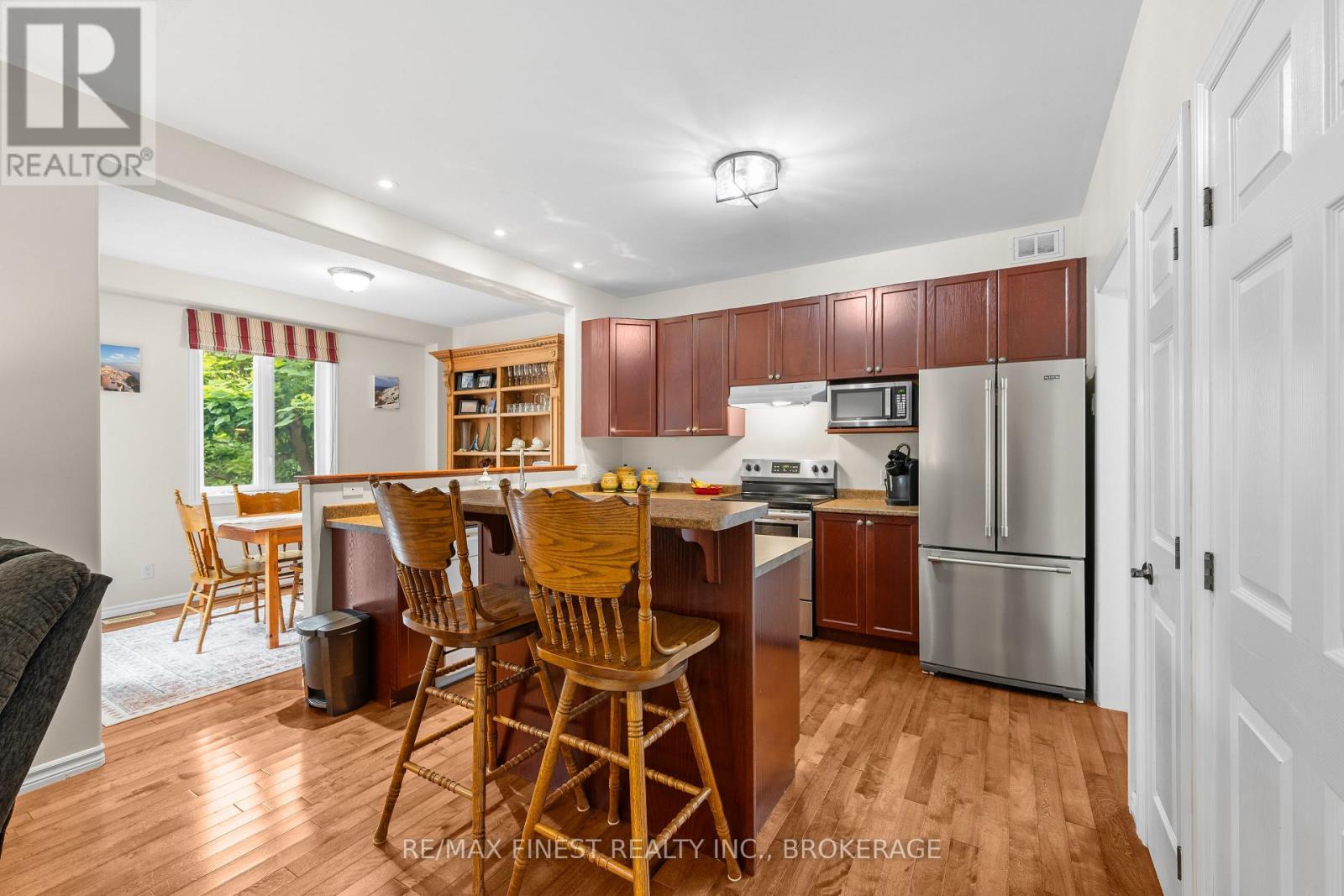 106 MACDOUGALL DRIVE - 9
