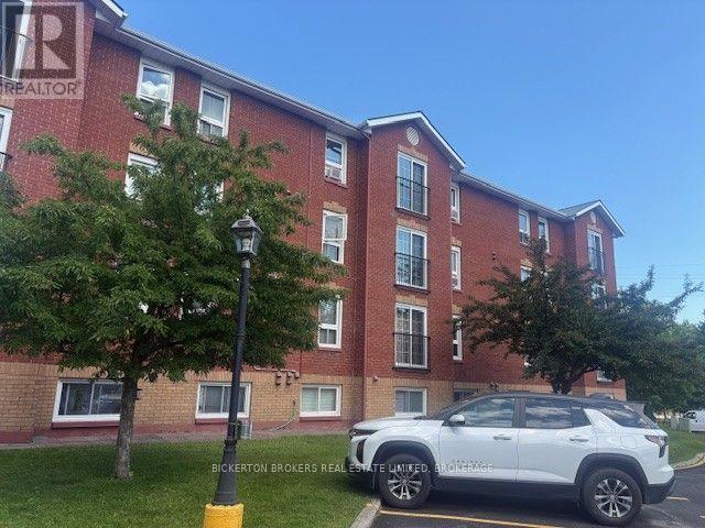 #301 550 TALBOT PLACE - Image 3