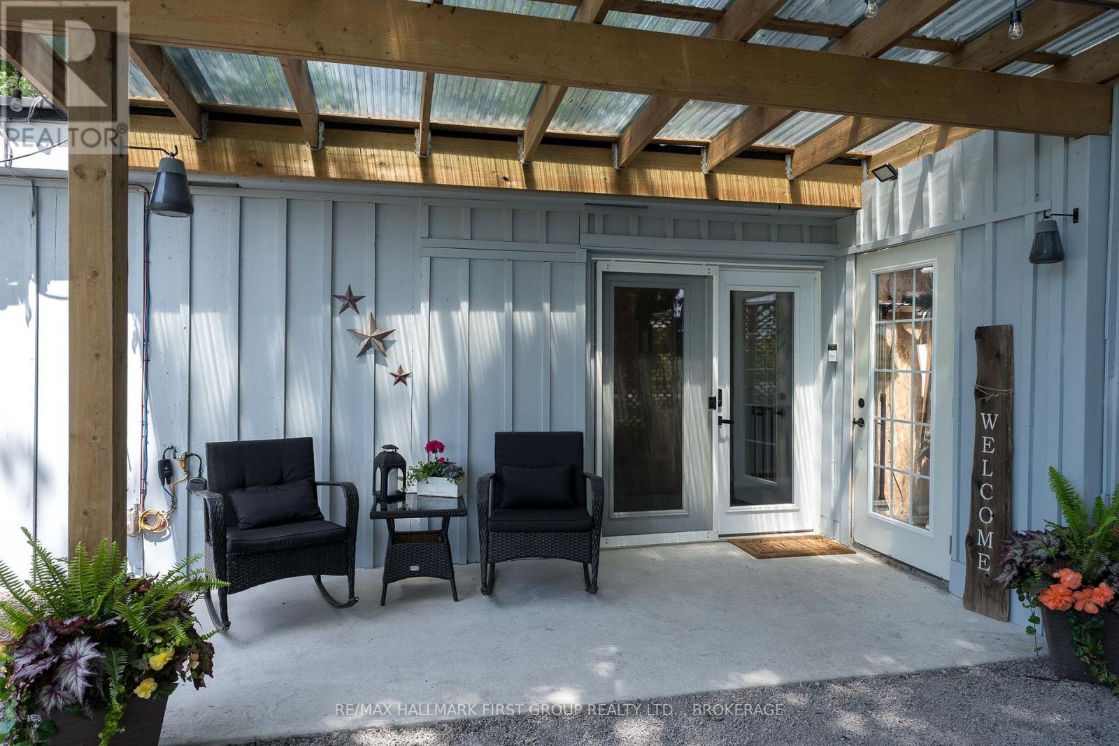 3215 BIG CREEK STREET - 32