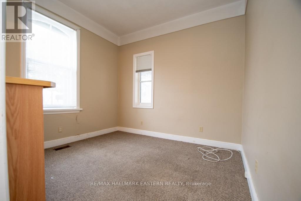 10 HILL STREET - 13