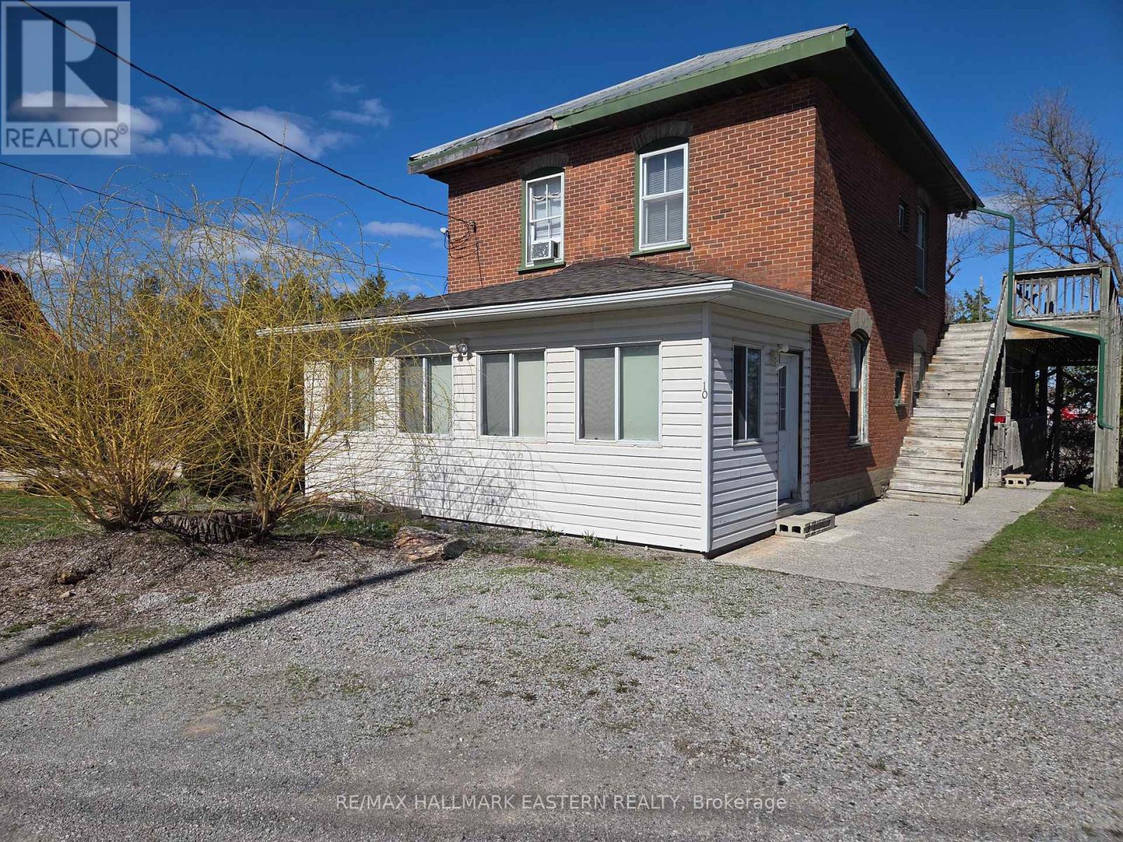 10 HILL STREET - 38