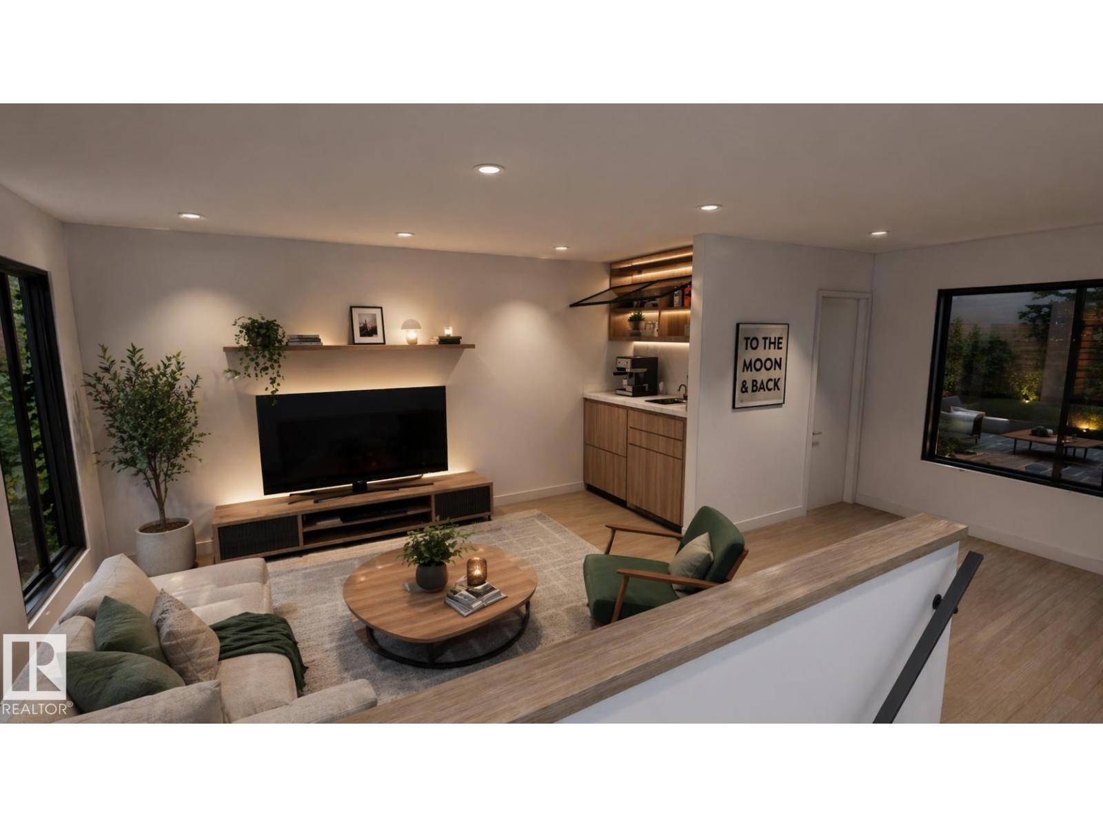 9007 92 ST NW - 8