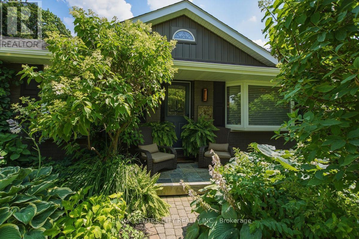 7 NORTHCREST DRIVE - 5
