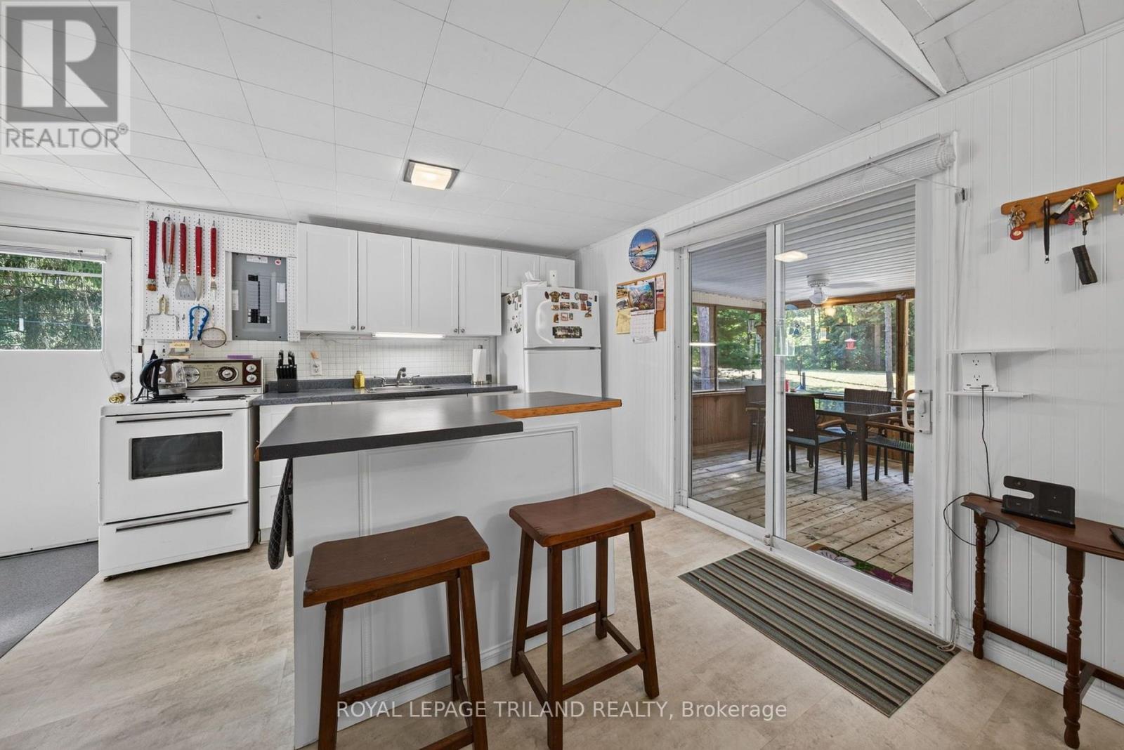 6326 HURON DRIVE - Image 7