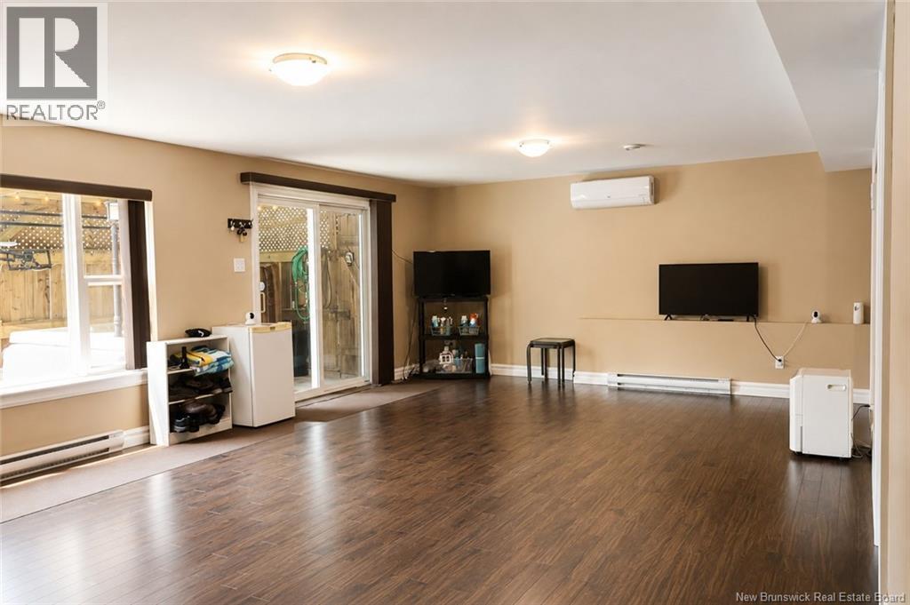 551 Dover Road - 33