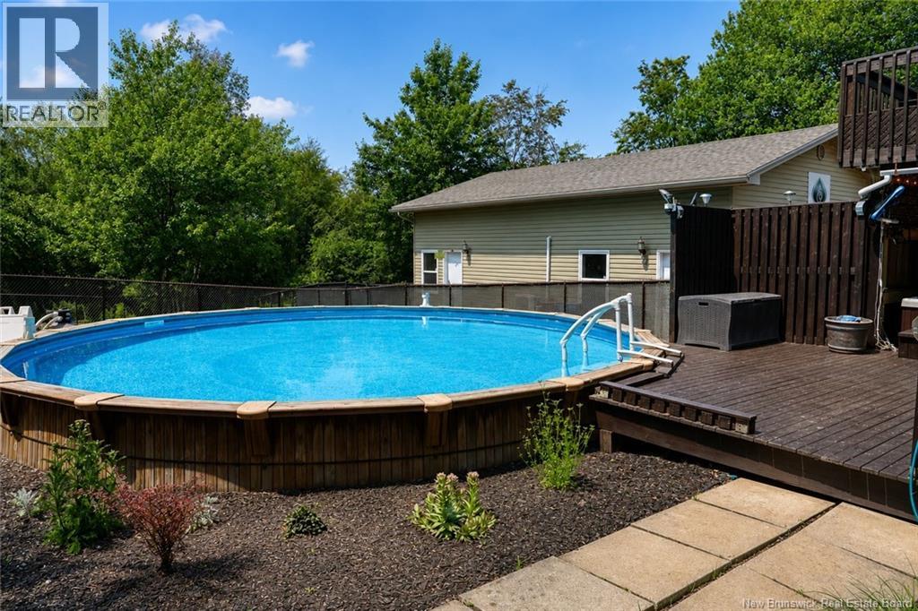 551 Dover Road - 17