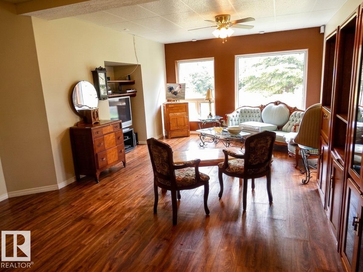 #9 Pinebrook Estates - 30