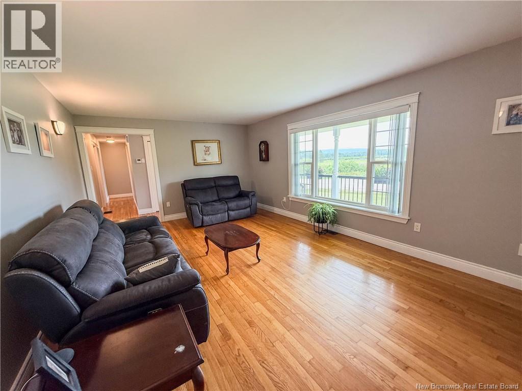 4 Salt Springs Road - Image 16