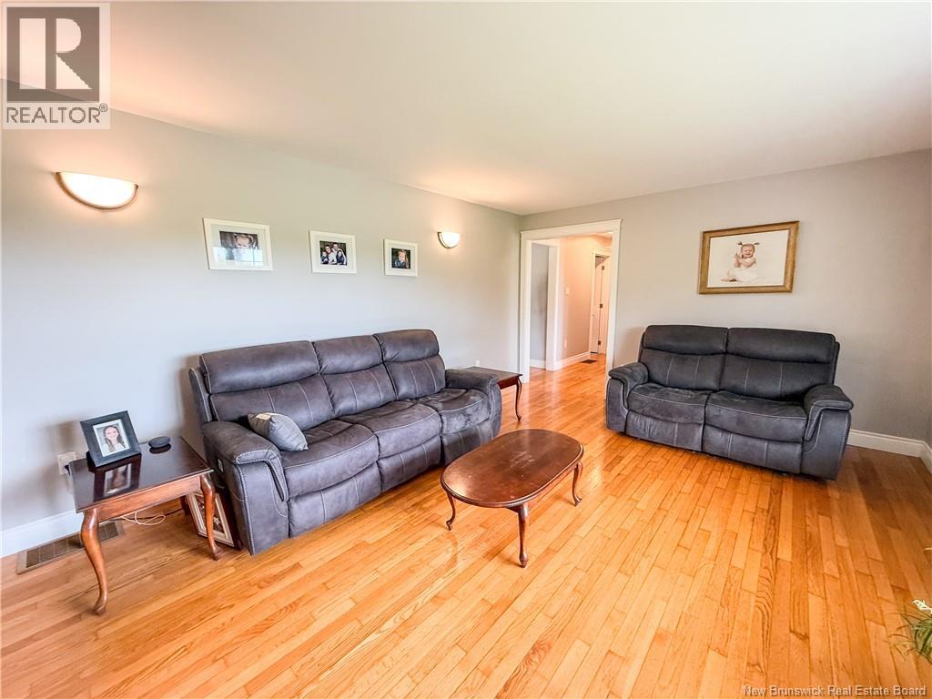 4 Salt Springs Road - Image 18