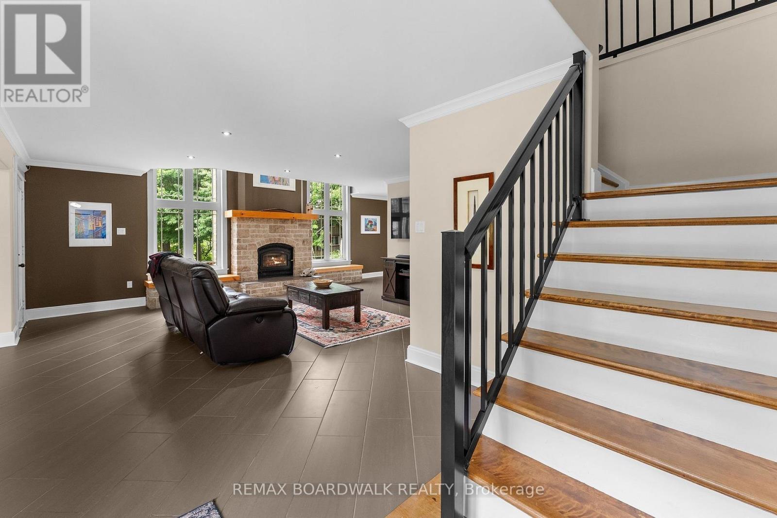 3 Bed, 2 Bath House for Sale in Ottawa – 4844 MOHRS ROAD, Ottawa – MLS# X13549076 - Image 25