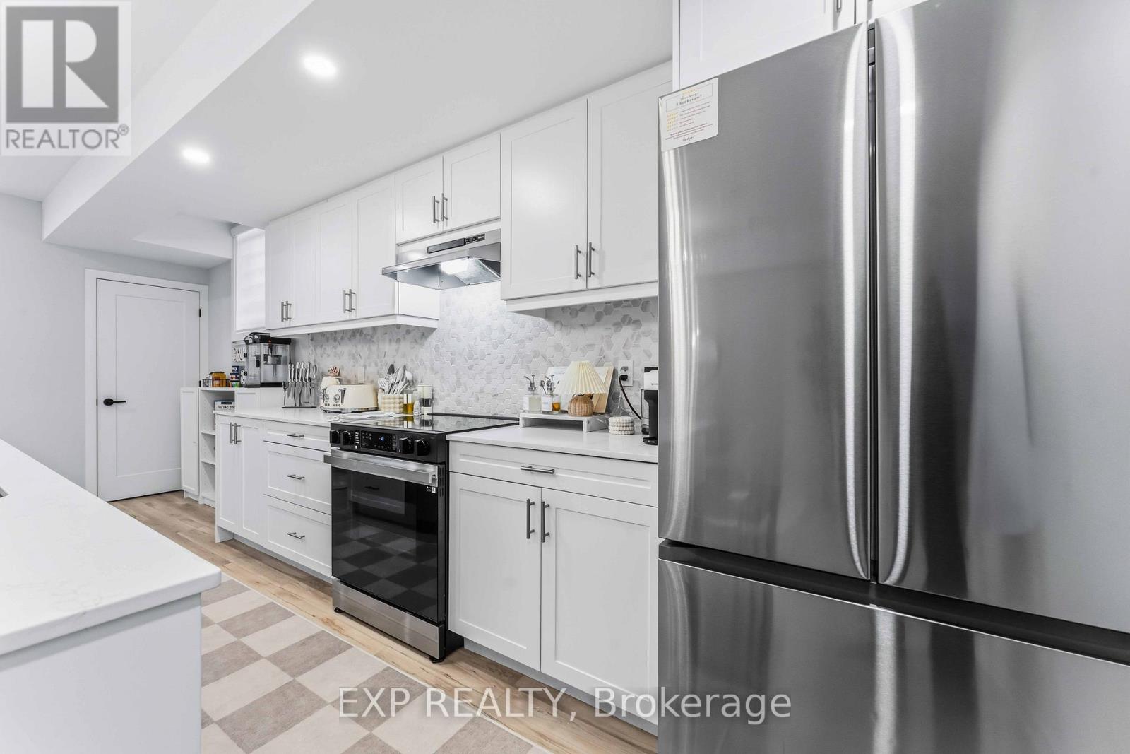 182 MURRAY STREET - 16