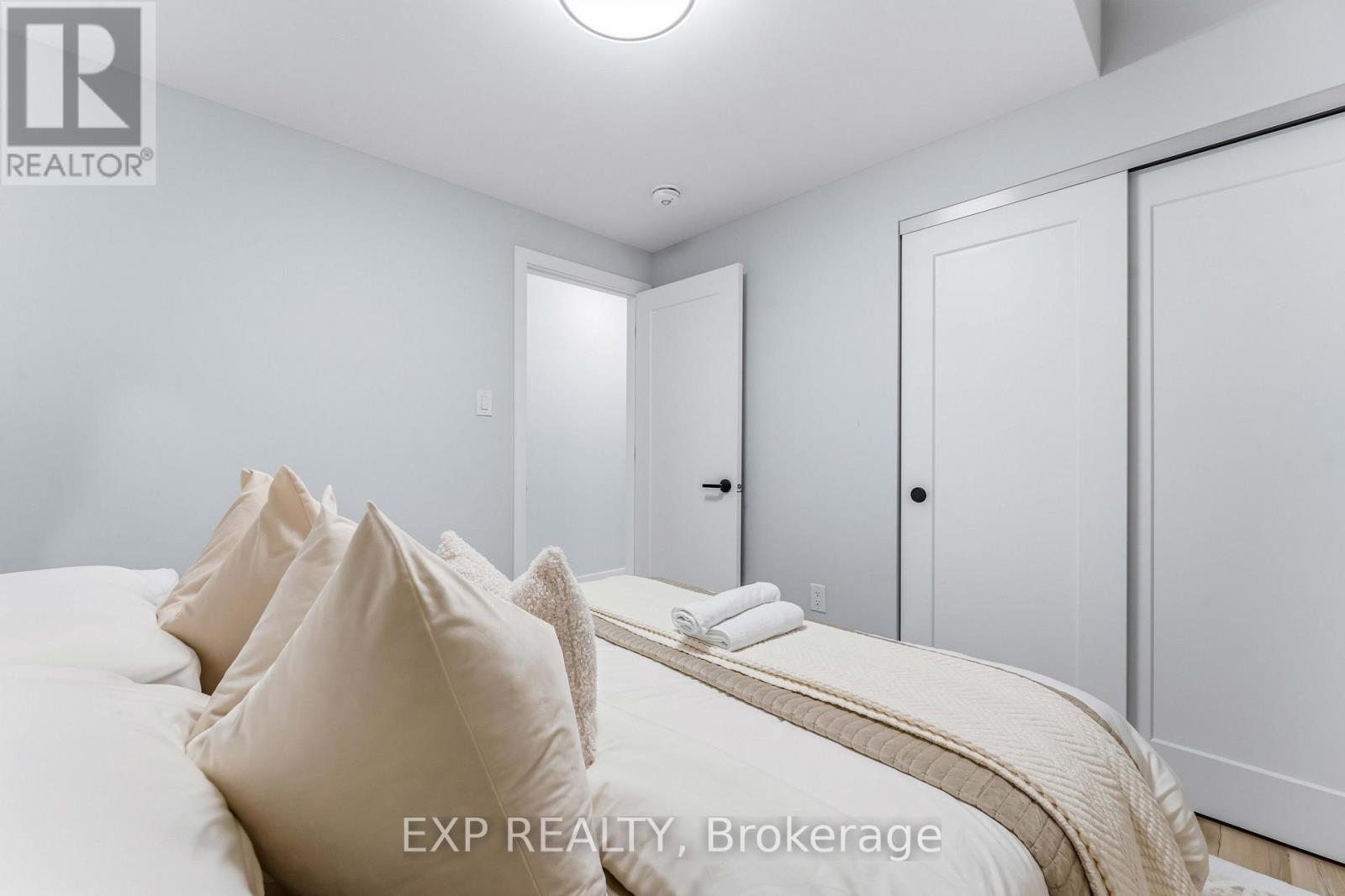 182 MURRAY STREET - 32