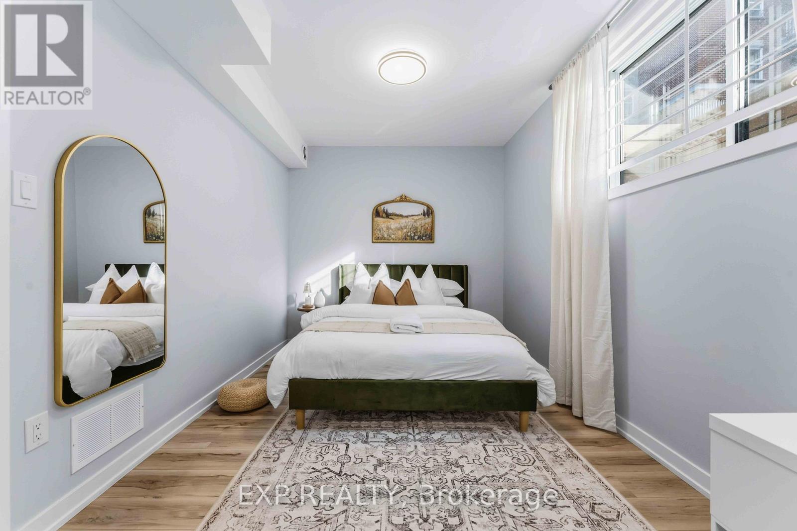 182 MURRAY STREET - 37