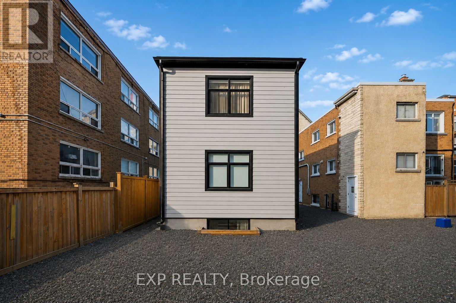 182 MURRAY STREET - 42