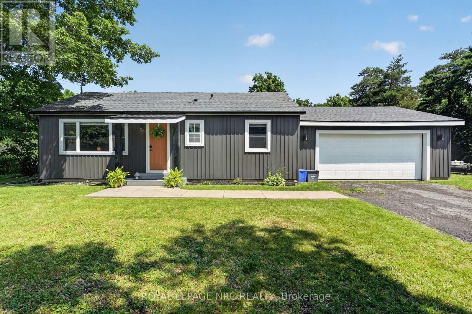 2944 PORTAGE TRAIL - 1