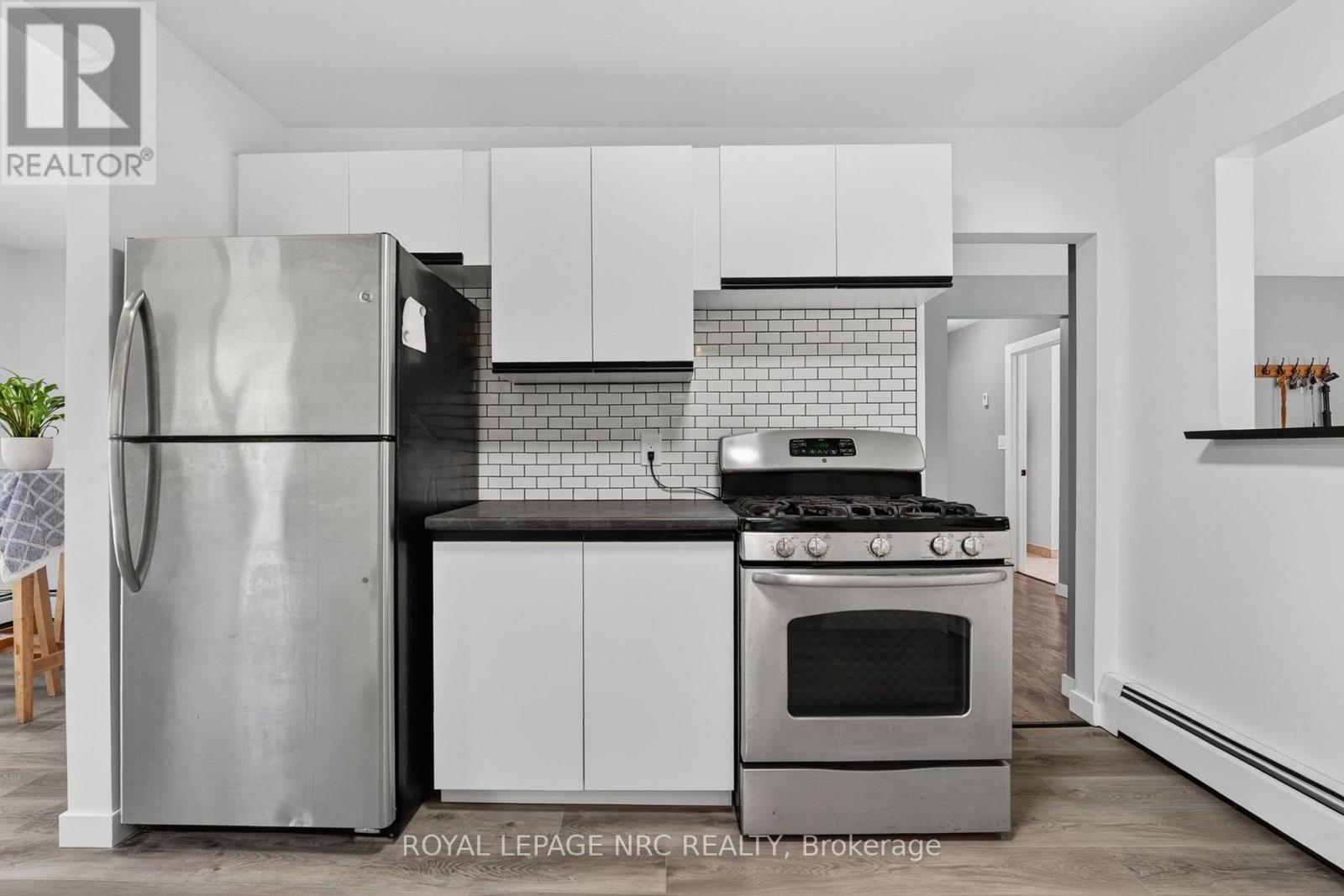 2944 PORTAGE TRAIL - 24