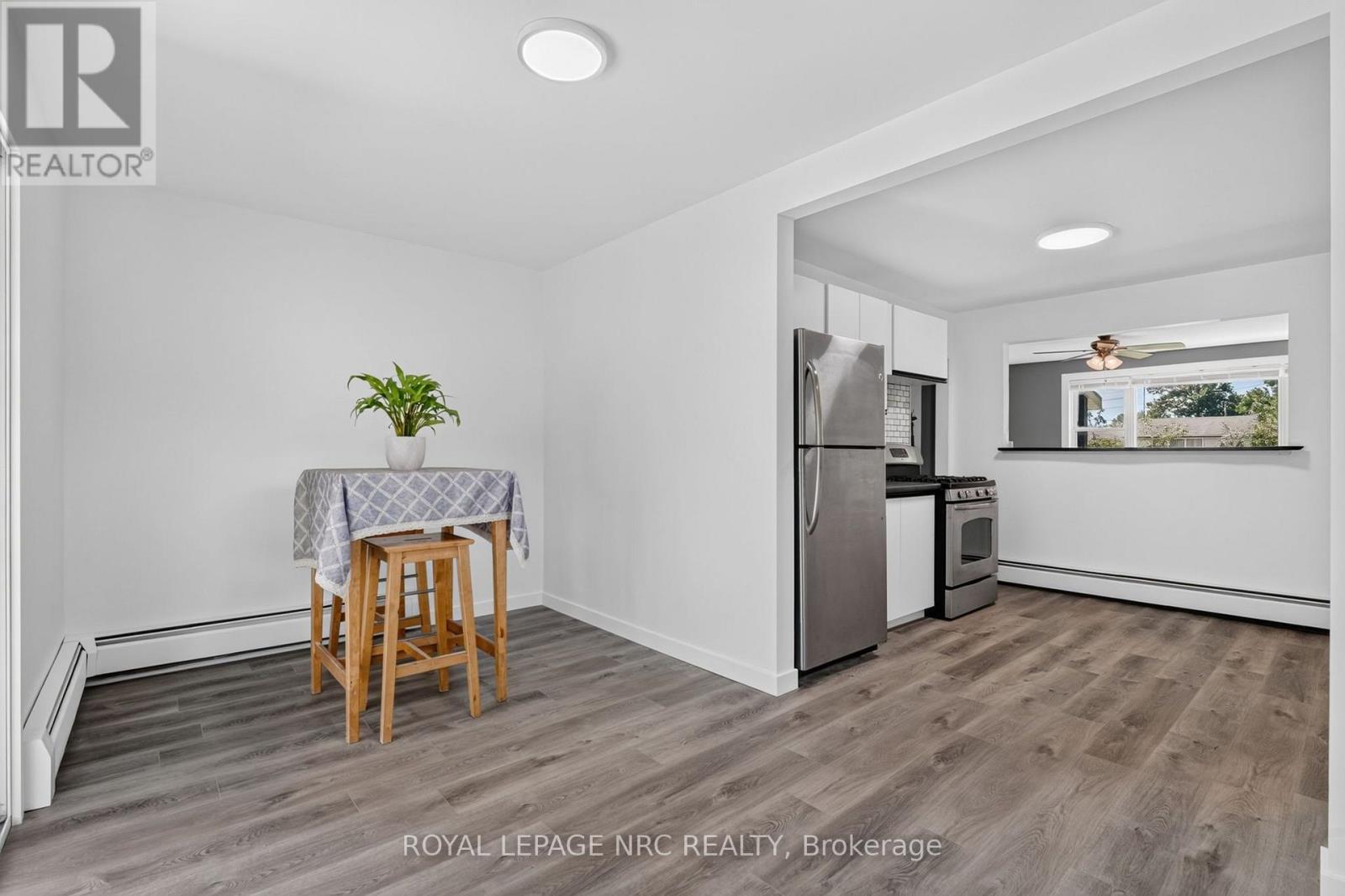 2944 PORTAGE TRAIL - 26