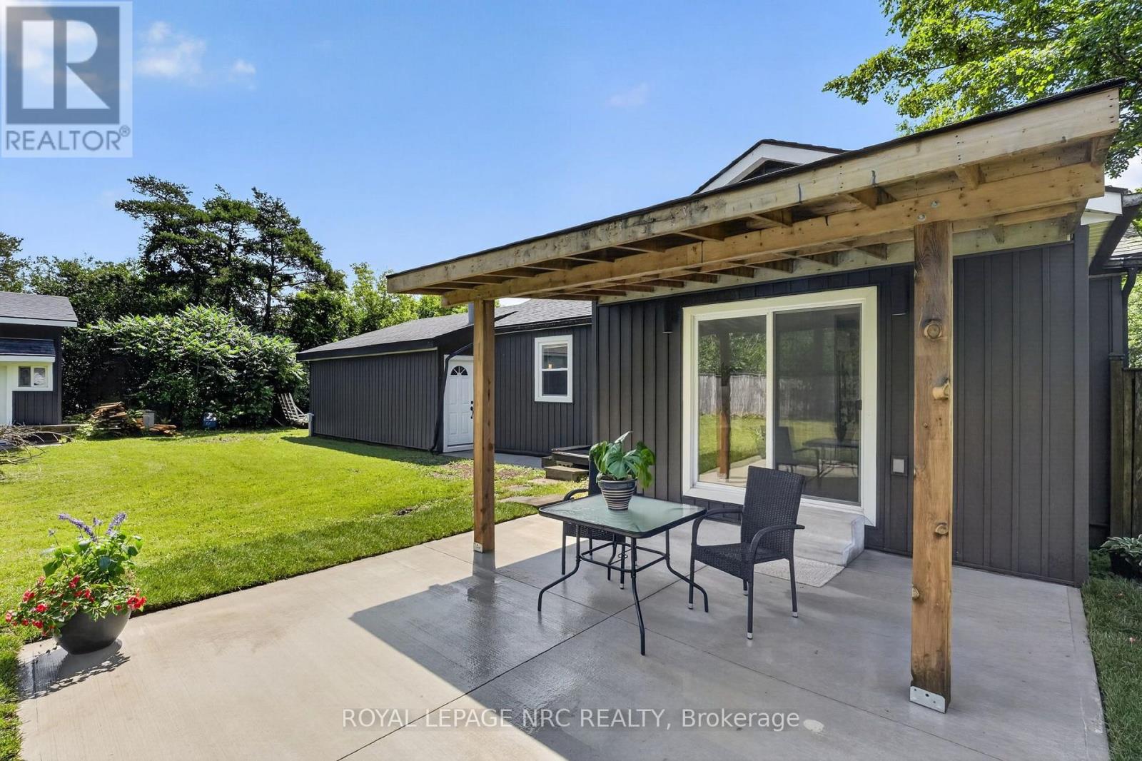 2944 PORTAGE TRAIL - 33