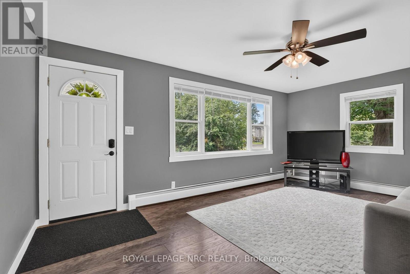 2944 PORTAGE TRAIL - 6